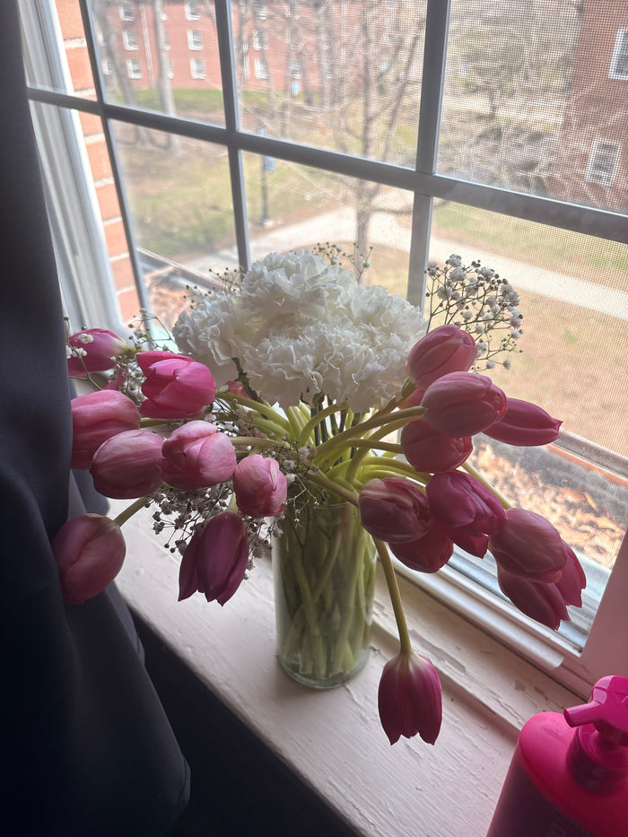 Muñe Petite floral arrangement